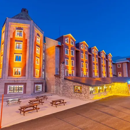 Mirada Del Hotel 5*